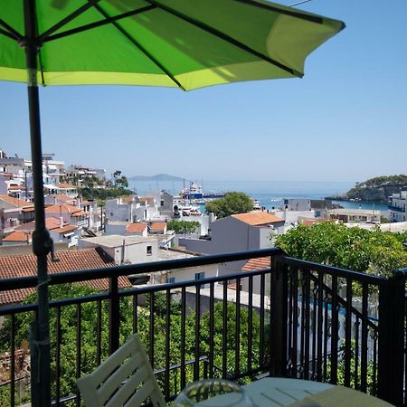 Theodora Apartment Patitiri  Ngoại thất bức ảnh