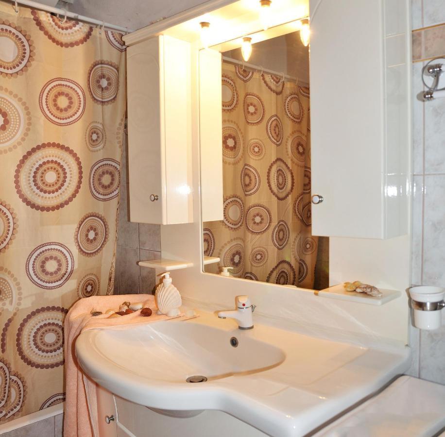 Theodora Apartment Patitiri  Phòng bức ảnh