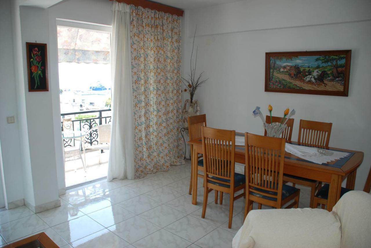Theodora Apartment Patitiri  Ngoại thất bức ảnh