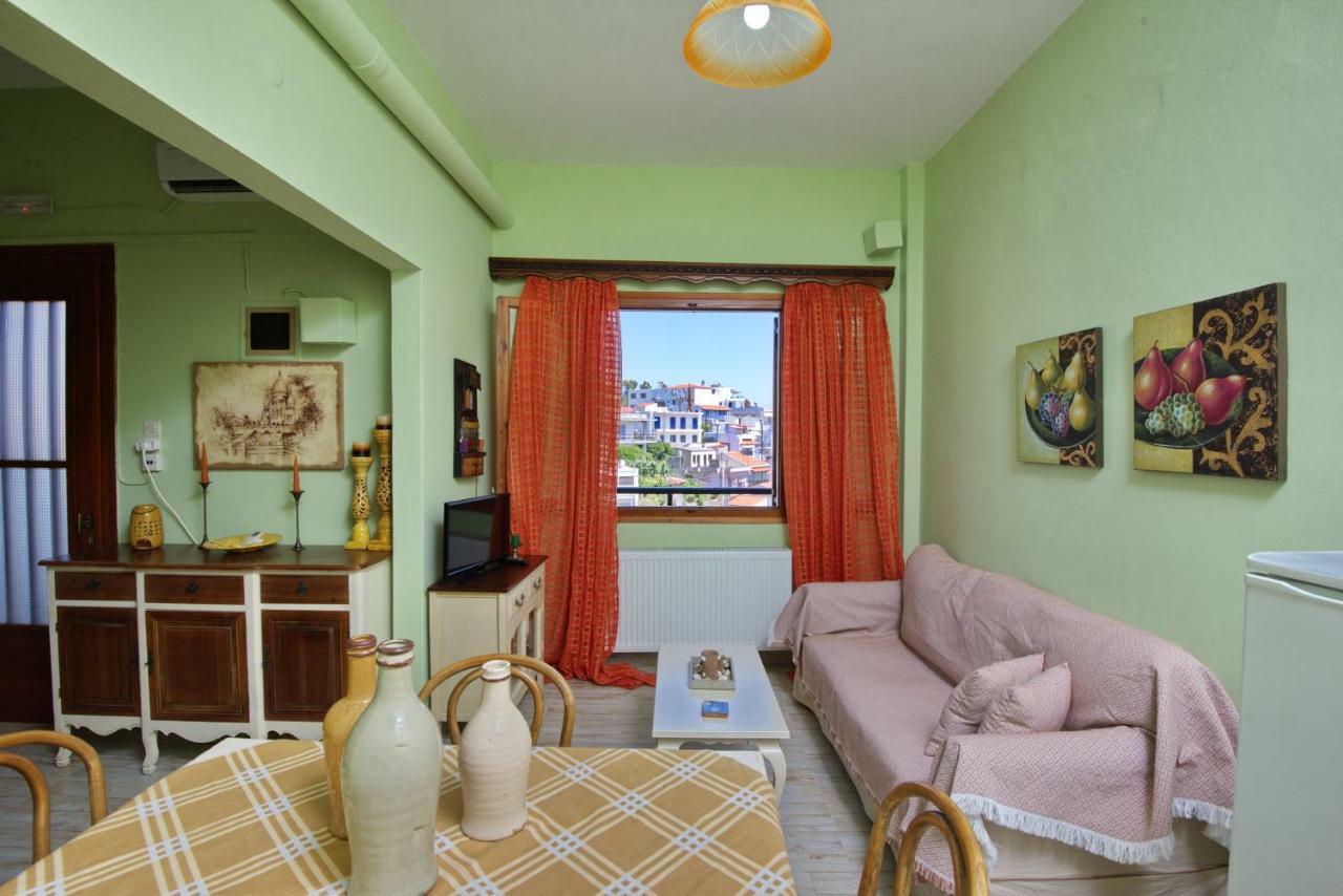 Theodora Apartment Patitiri  Ngoại thất bức ảnh