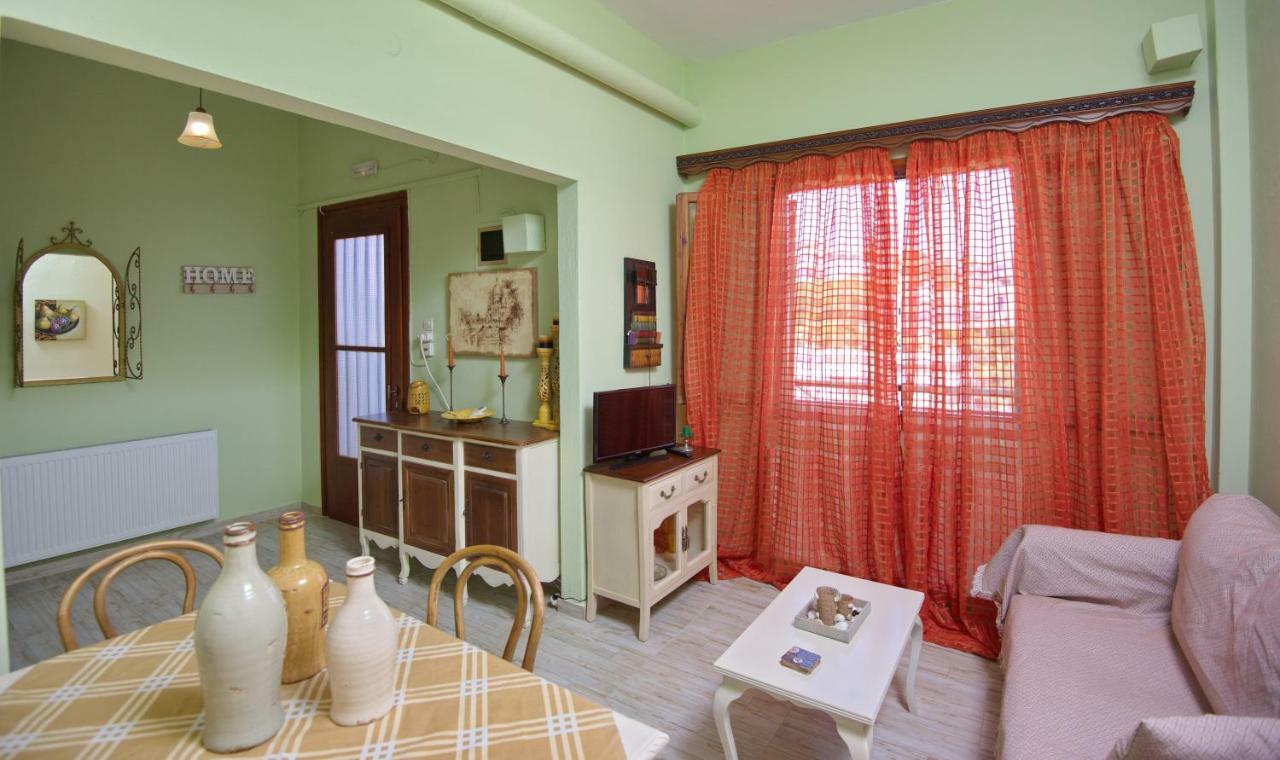Theodora Apartment Patitiri  Ngoại thất bức ảnh